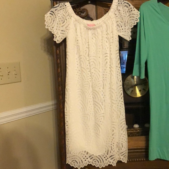 Lilly Pulitzer Dresses & Skirts - lilly pulitzer white off the shoulder lace dress
